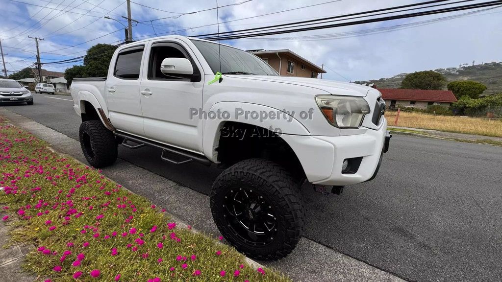 2015 Toyota Tacoma Pickup 4D 5 ft - 22540038 - 5