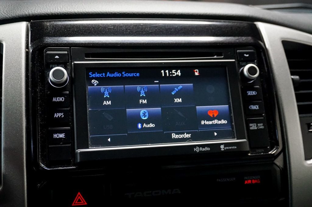 2015 Toyota Tacoma TRD Sport 4x4 V6 photo 16