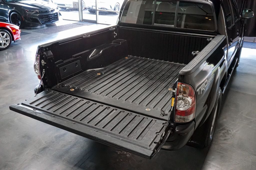 2015 Toyota Tacoma TRD Sport 4x4 V6 photo 33