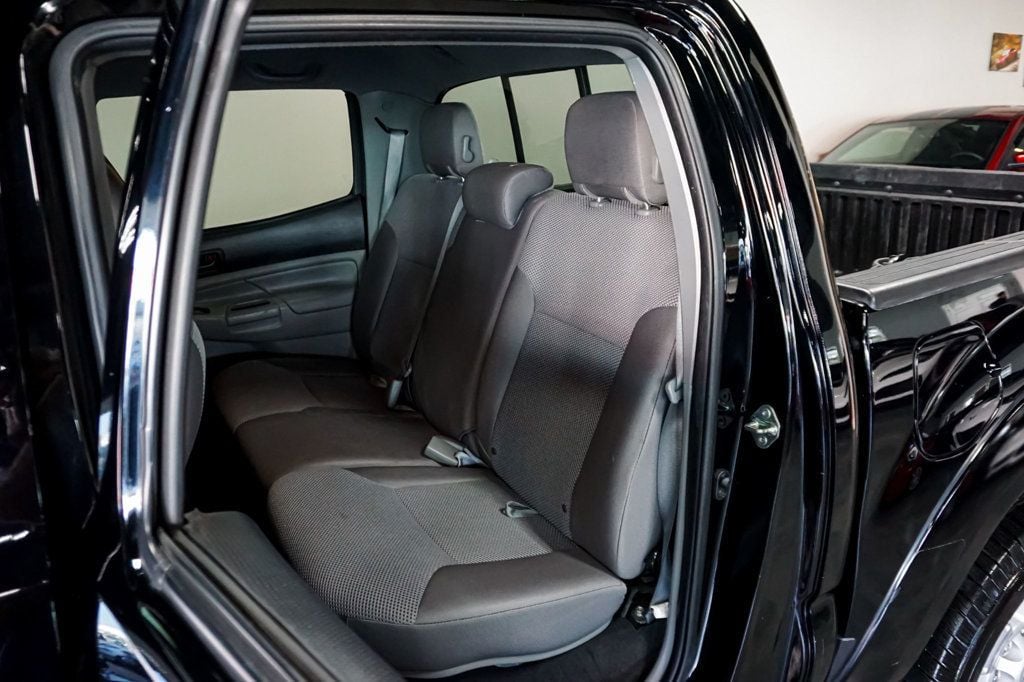 2015 Toyota Tacoma TRD Sport 4x4 V6 photo 42