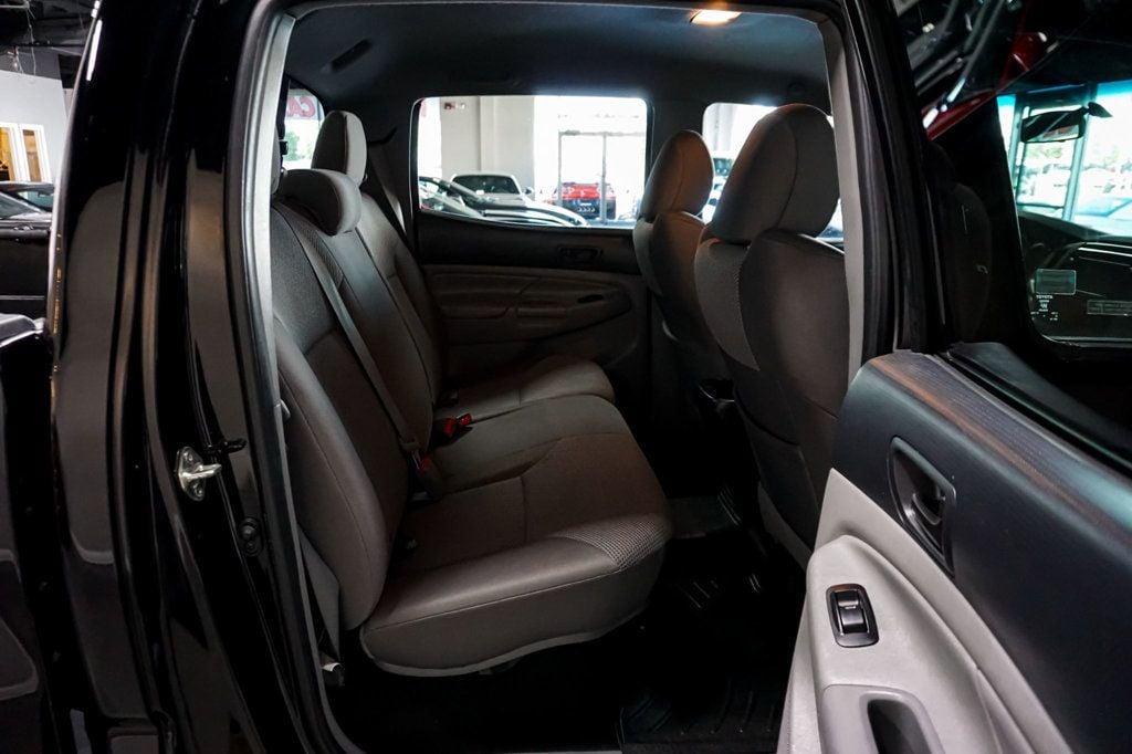 2015 Toyota Tacoma TRD Sport 4x4 V6 photo 45