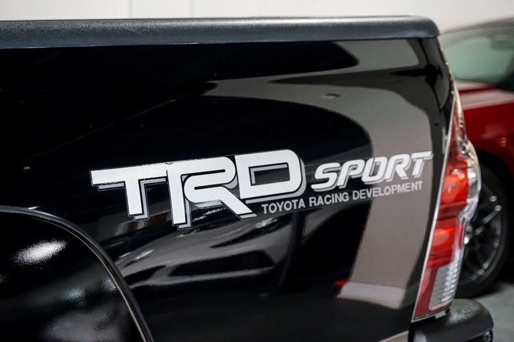 2015 Toyota Tacoma TRD Sport 4x4 V6 photo 54