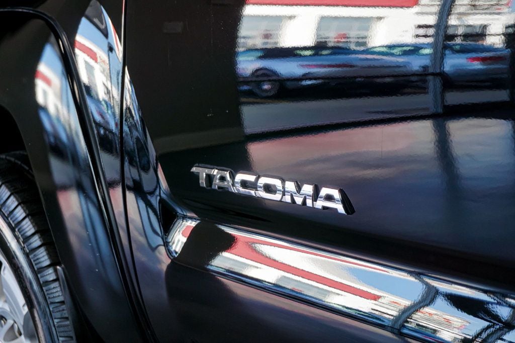 2015 Toyota Tacoma TRD Sport 4x4 V6 photo 55