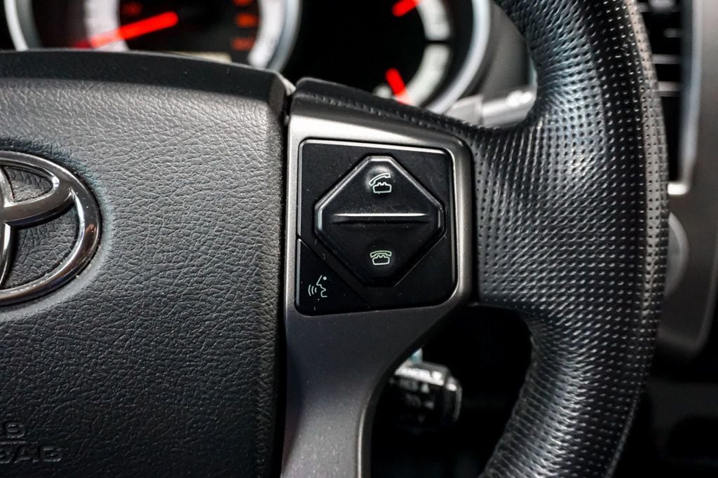 2015 Toyota Tacoma TRD Sport 4x4 V6 photo 61