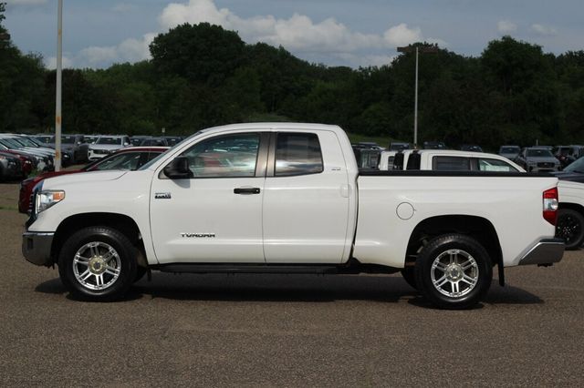 2015 Toyota Tundra 4WD SR5 DOUBLE CAB 5.7L V8  - 23034917 - 17