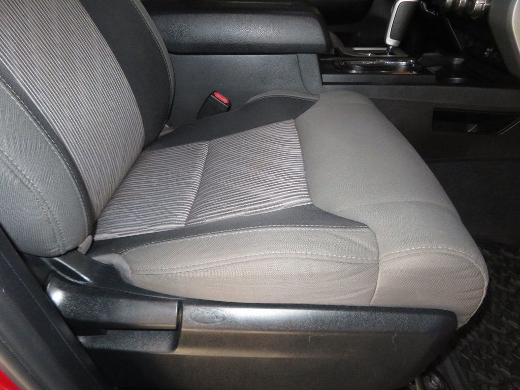 2015 Toyota Tundra 5.7 CREWMAX 4X4 EXTRA  CLEAN AZ TRUCK TUNDRA SR5 LOW MILES TRD - 22948157 - 33