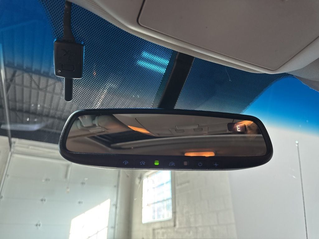 2015 Toyota Tundra CrewMax 5.7L FFV V8 6-Spd AT 1794 (Natl) - 22985829 - 28