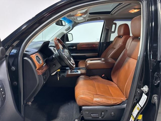 2015 Toyota Tundra CrewMax 5.7L FFV V8 6-Spd AT 1794 (Natl) - 22985829 - 29