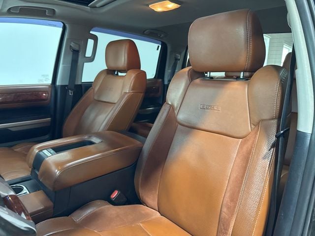 2015 Toyota Tundra CrewMax 5.7L FFV V8 6-Spd AT 1794 (Natl) - 22985829 - 33