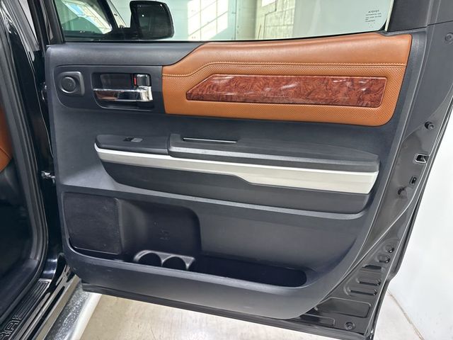 2015 Toyota Tundra CrewMax 5.7L FFV V8 6-Spd AT 1794 (Natl) - 22985829 - 47