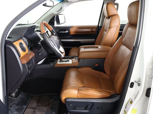 2015 Toyota Tundra CrewMax 5.7L FFV V8 6-Spd AT 1794 (Natl) - 22944303 - 30