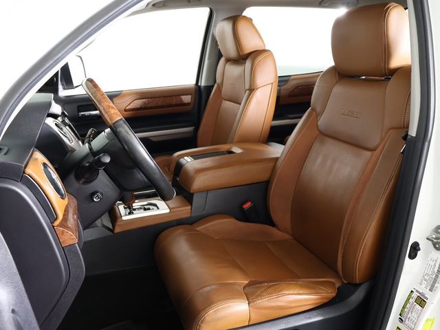 2015 Toyota Tundra CrewMax 5.7L FFV V8 6-Spd AT 1794 (Natl) - 22944303 - 32