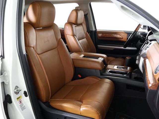 2015 Toyota Tundra CrewMax 5.7L FFV V8 6-Spd AT 1794 (Natl) - 22944303 - 33