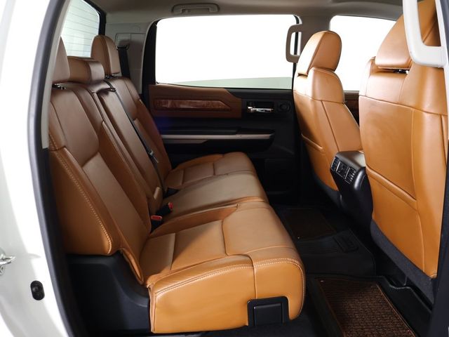 2015 Toyota Tundra CrewMax 5.7L FFV V8 6-Spd AT 1794 (Natl) - 22944303 - 37