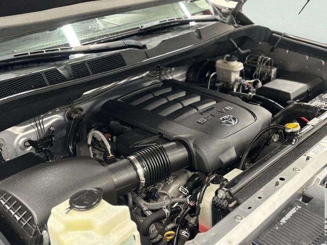 2015 Toyota Tundra CrewMax 5.7L FFV V8 6-Spd AT LTD (Natl) - 22984317 - 9