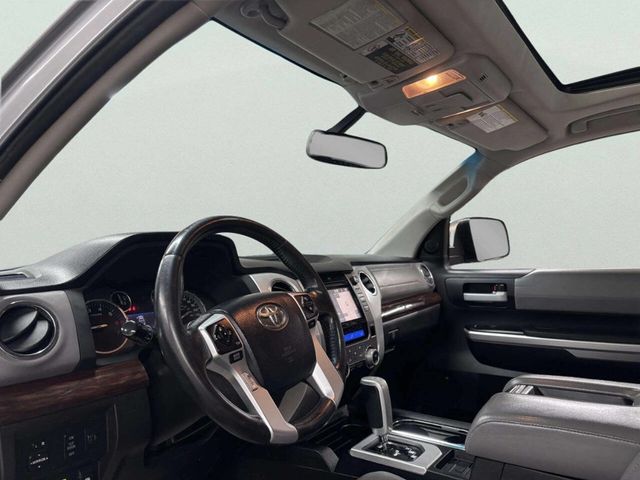 2015 Toyota Tundra CrewMax 5.7L FFV V8 6-Spd AT LTD (Natl) - 22984317 - 11