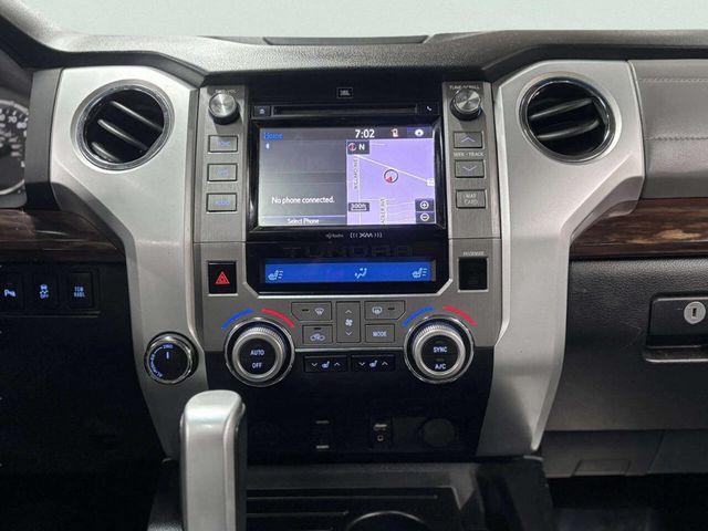 2015 Toyota Tundra CrewMax 5.7L FFV V8 6-Spd AT LTD (Natl) - 22984317 - 24