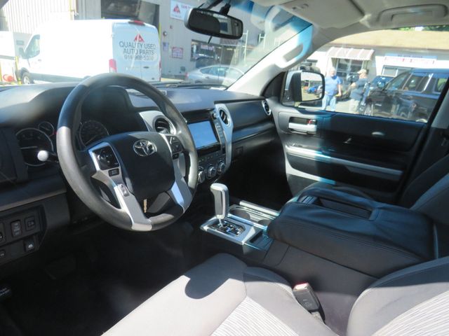 2015 Toyota Tundra CrewMax 5.7L FFV V8 6-Spd AT SR5 (GS) - 23073913 - 9