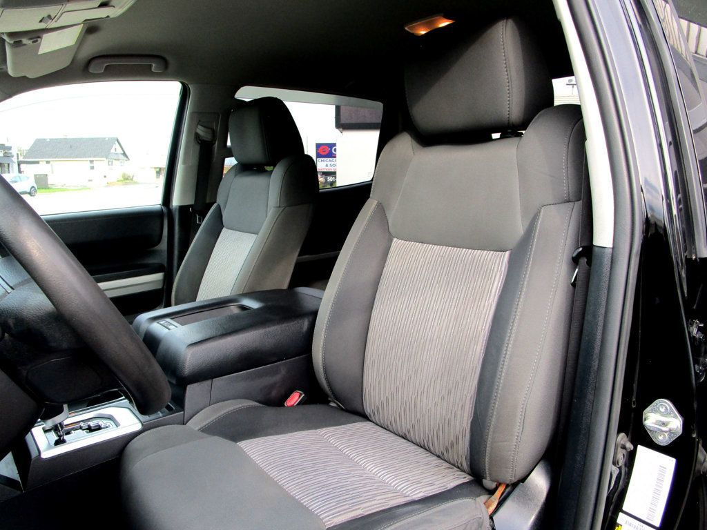 2015 Toyota Tundra CrewMax 5.7L FFV V8 6-Spd AT SR5 (Natl) - 23012656 - 13