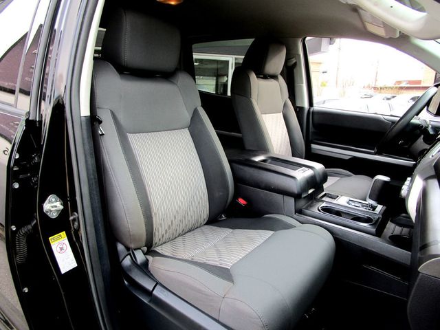 2015 Toyota Tundra CrewMax 5.7L FFV V8 6-Spd AT SR5 (Natl) - 23012656 - 14