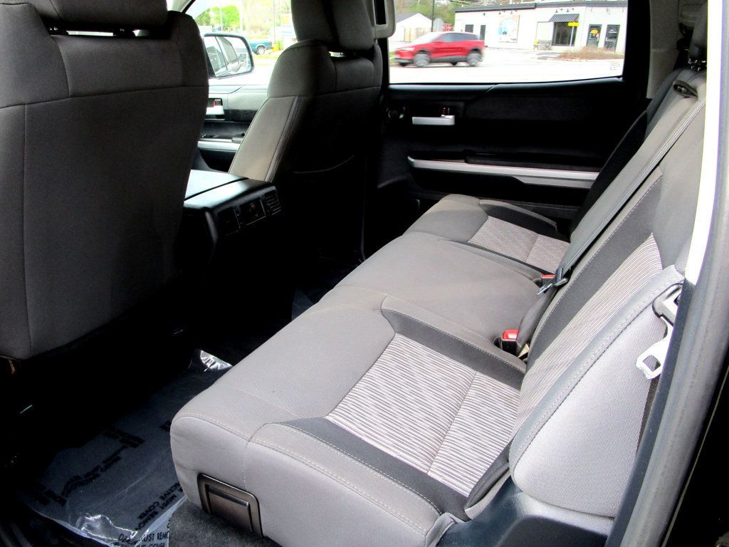 2015 Toyota Tundra CrewMax 5.7L FFV V8 6-Spd AT SR5 (Natl) - 23012656 - 15