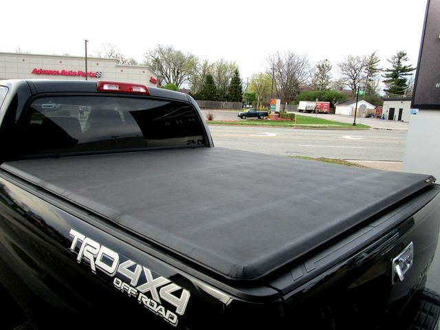 2015 Toyota Tundra CrewMax 5.7L FFV V8 6-Spd AT SR5 (Natl) - 23012656 - 27