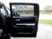 2015 Toyota Tundra CrewMax 5.7L FFV V8 6-Spd AT SR5 (Natl) - 23012656 - 33
