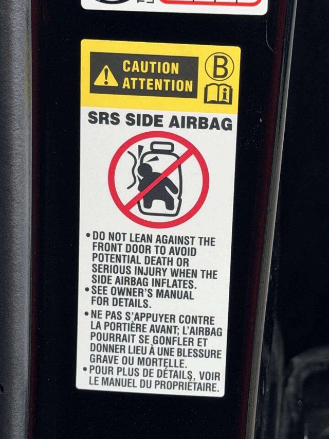 2015 Toyota Tundra CrewMax 5.7L V8 6-Spd AT LTD (Natl) - 23037397 - 27