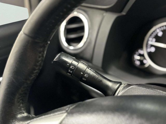 2015 Toyota Tundra CrewMax 5.7L V8 6-Spd AT Platinum (Natl) - 22978714 - 37