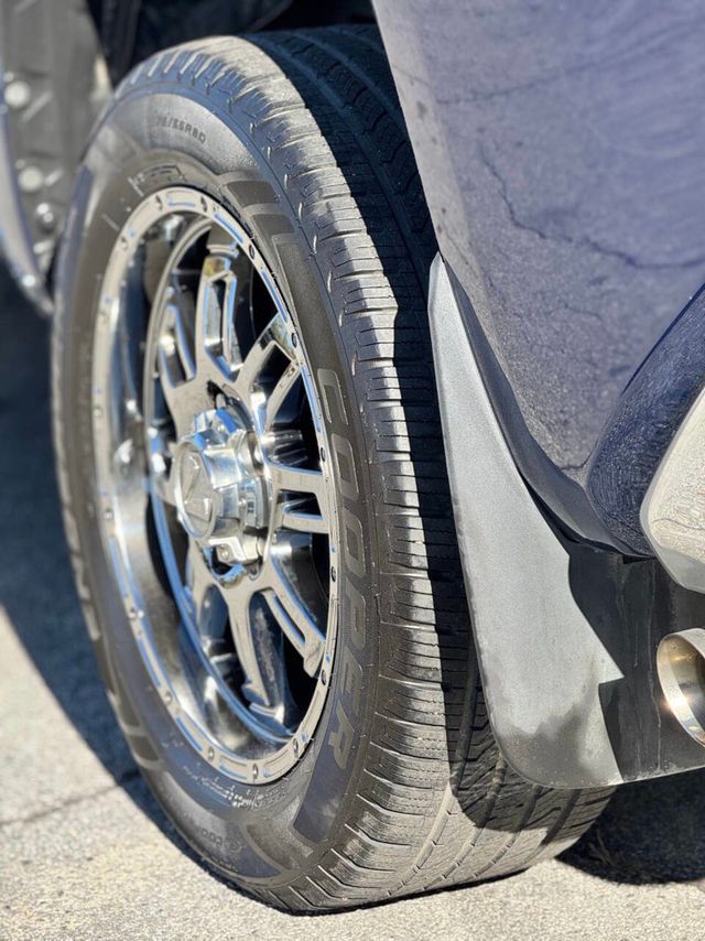 2015 Toyota Tundra CrewMax 5.7L V8 6-Spd AT SR5 (Natl) - 22962396 - 15