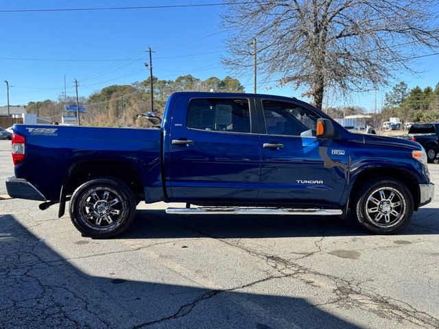 2015 Toyota Tundra CrewMax 5.7L V8 6-Spd AT SR5 (Natl) - 22962396 - 2