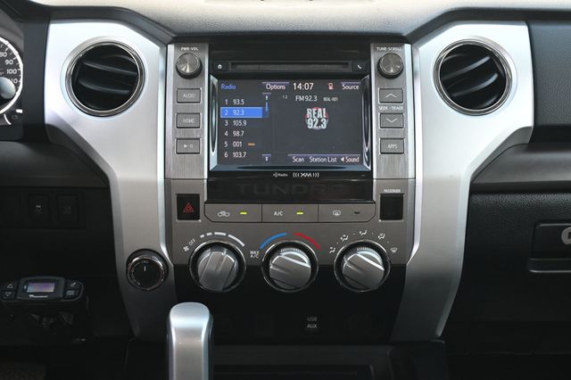 2015 Toyota Tundra Crew Max V8 SR5 TRD Off Road Pkg - 22941122 - 11