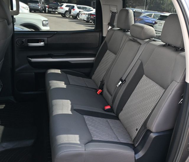 2015 Toyota Tundra Crew Max V8 SR5 TRD Off Road Pkg - 22941122 - 14