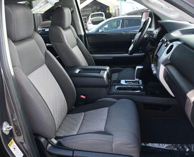 2015 Toyota Tundra Crew Max V8 SR5 TRD Off Road Pkg - 22941122 - 15