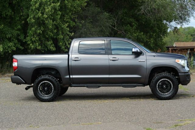 2015 Toyota Tundra PLATINUM CREWMAX W/ NAVIGATION, LEATHER, MOONROOF - 23065232 - 1