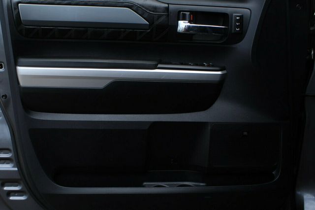 2015 Toyota Tundra PLATINUM CREWMAX W/ NAVIGATION, LEATHER, MOONROOF - 23065232 - 21