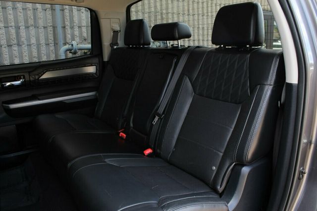 2015 Toyota Tundra PLATINUM CREWMAX W/ NAVIGATION, LEATHER, MOONROOF - 23065232 - 29