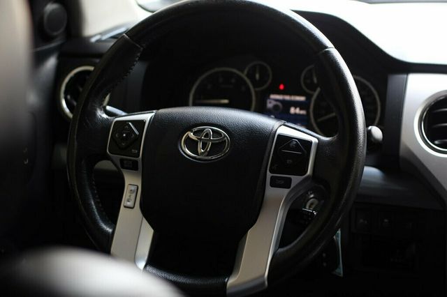 2015 Toyota Tundra PLATINUM CREWMAX W/ NAVIGATION, LEATHER, MOONROOF - 23065232 - 30