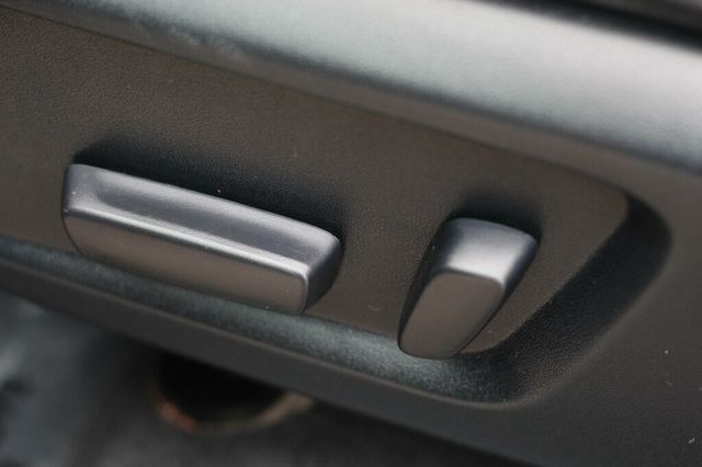 2015 Toyota Tundra SR5 CREWMAX W/ FRONT BUCKETS W/ PWR DRIVER SEAT - 23000948 - 24