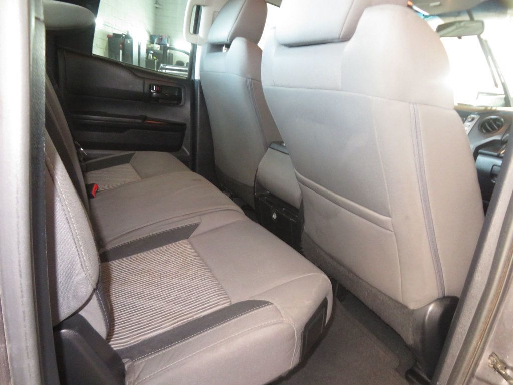2015 Toyota Tundra TUNDRA DOUBLE CAB EXTRA CLEAN SOUTHWEST TRUCK 4.6 GAS SAVER  - 23085563 - 26