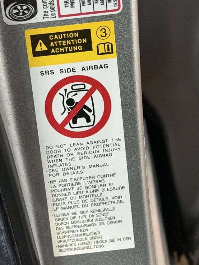 2015 Toyota Venza 4dr Wagon I4 FWD LE - 22977659 - 15