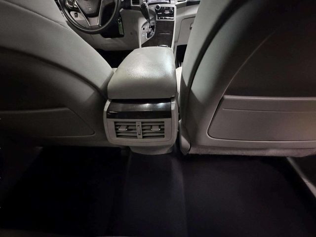 2015 Toyota Venza 4dr Wagon I4 FWD LE - 22977659 - 23