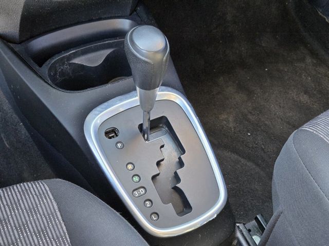 2015 Toyota Yaris 5dr Liftback Automatic L - 22978257 - 18