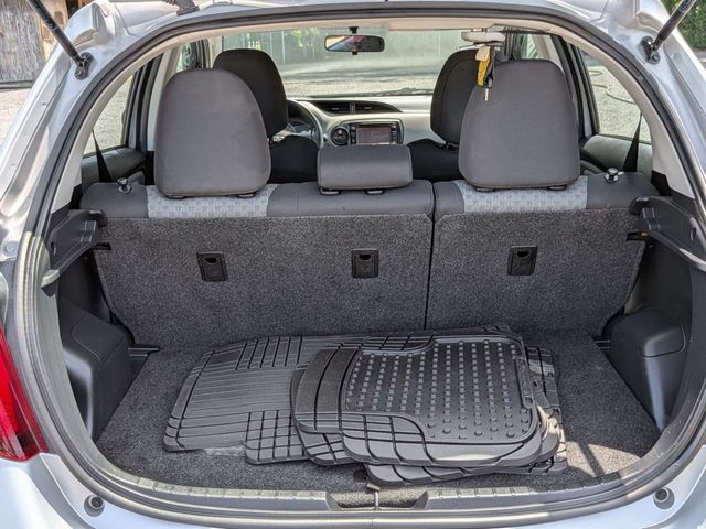 2015 Toyota Yaris 5dr Liftback Automatic L - 23055699 - 12