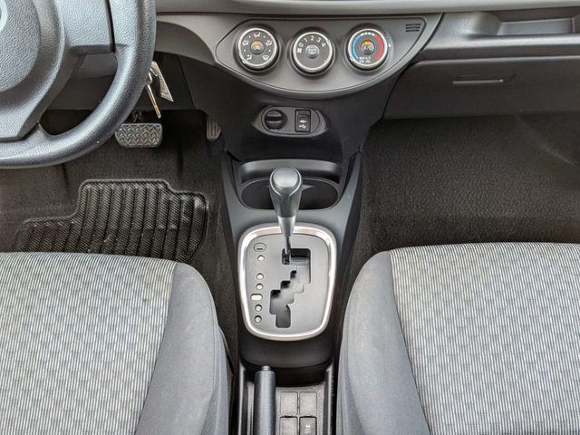 2015 Toyota Yaris 5dr Liftback Automatic L - 23055699 - 18