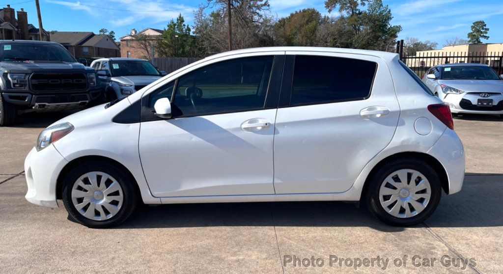 2015 Toyota Yaris L Hatchback 4 dr - 22271268 - 10