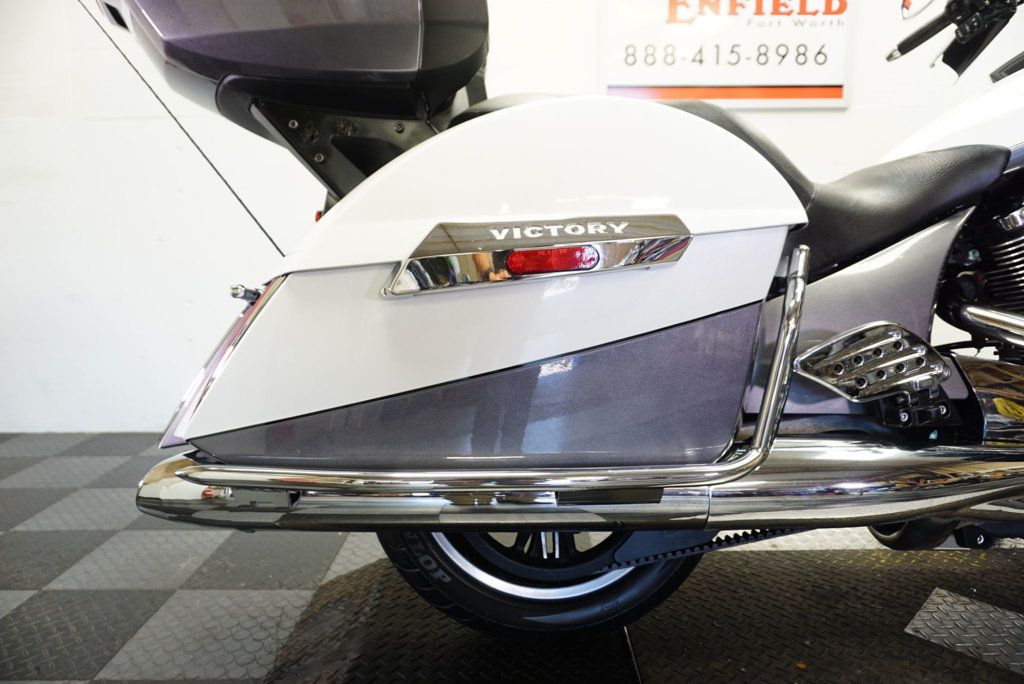 2015 VICTORY CROSS COUNTRY TOUR TWO-TONE NICE TOURING BIKE!!! - 22887366 - 22