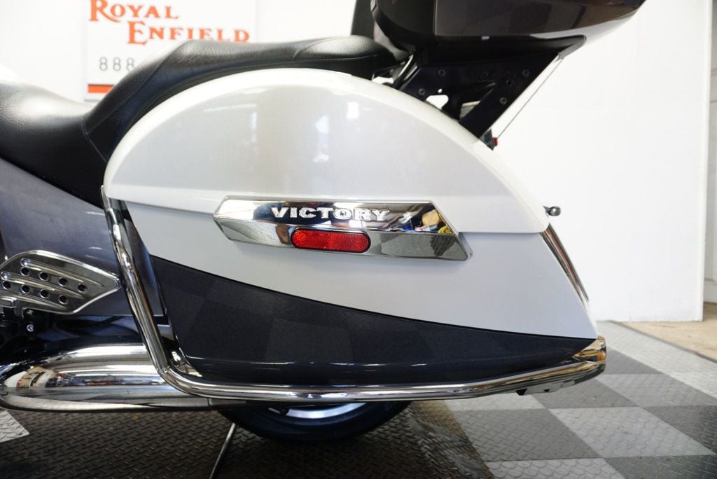 2015 VICTORY CROSS COUNTRY TOUR TWO-TONE NICE TOURING BIKE!!! - 22887366 - 23
