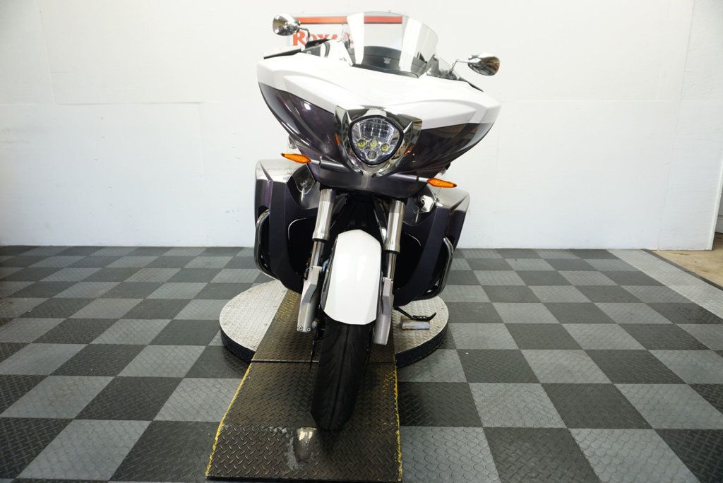 2015 VICTORY CROSS COUNTRY TOUR TWO-TONE NICE TOURING BIKE!!! - 22887366 - 27