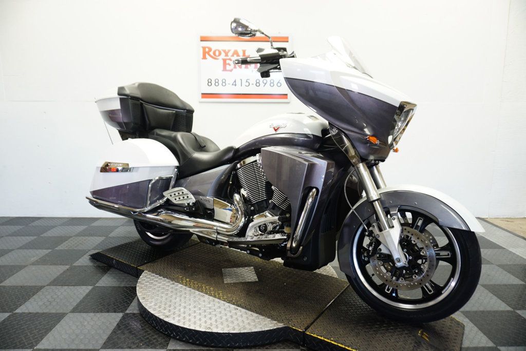 2015 VICTORY CROSS COUNTRY TOUR TWO-TONE NICE TOURING BIKE!!! - 22887366 - 4